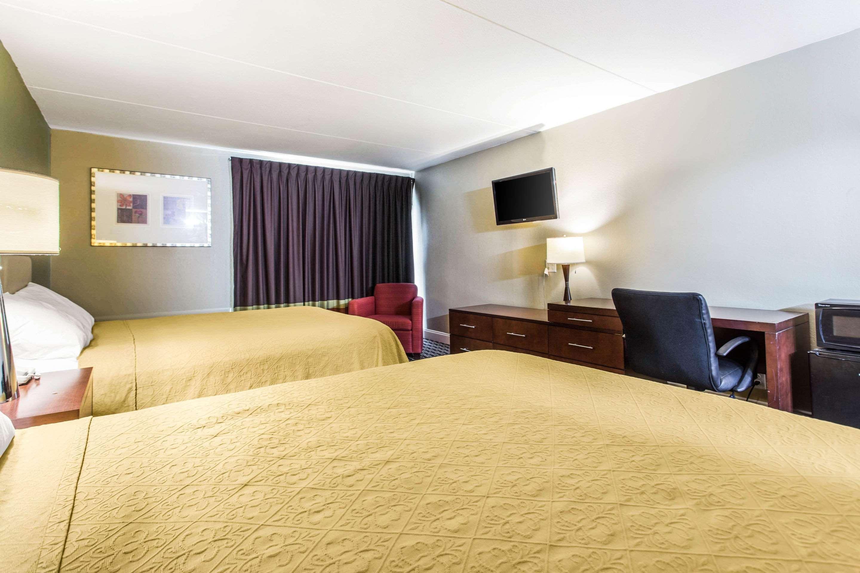 Super 8 By Wyndham Rocky Mount I-95 Exit 145 Hotel Battleboro Buitenkant foto