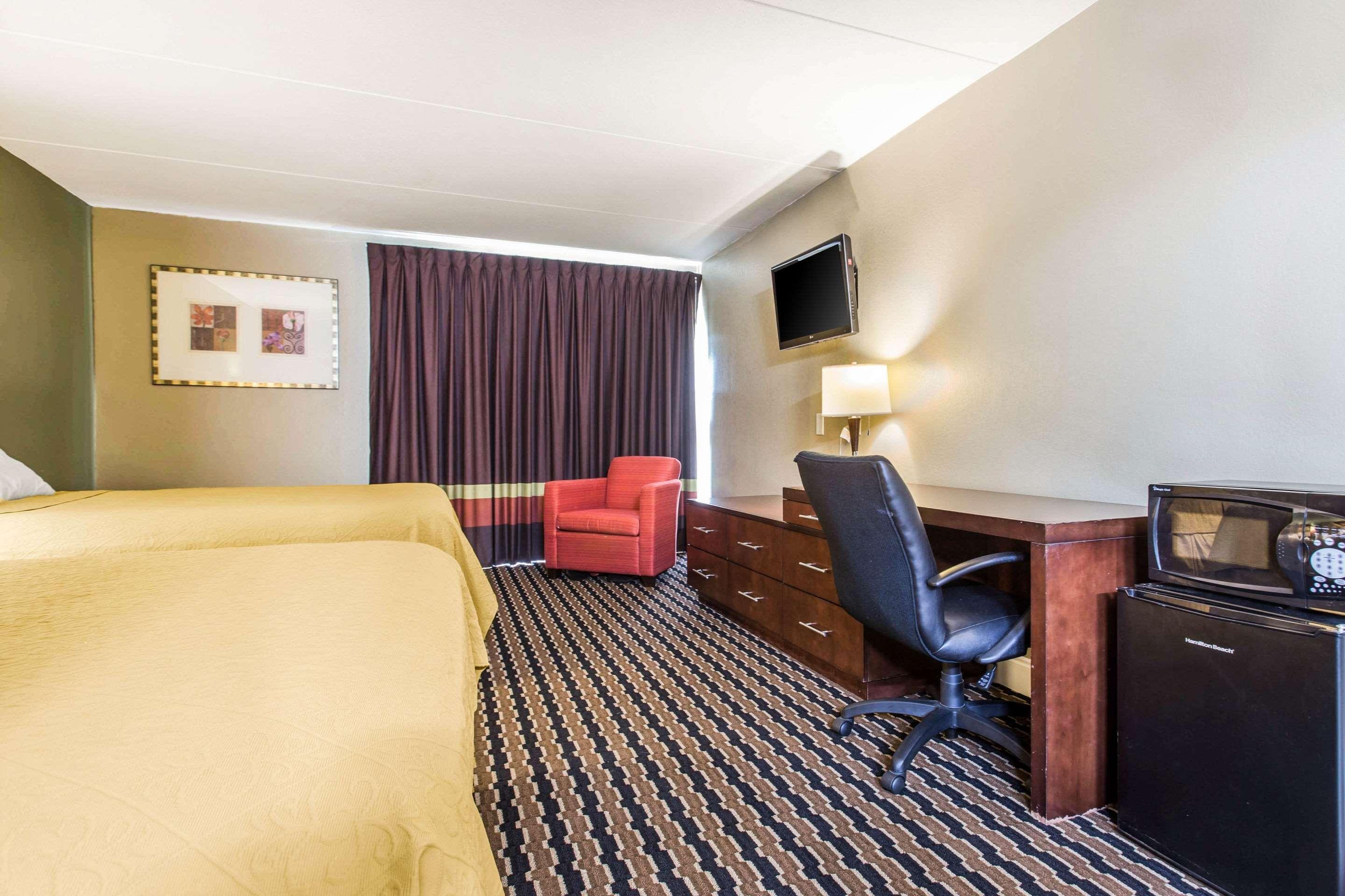 Super 8 By Wyndham Rocky Mount I-95 Exit 145 Hotel Battleboro Buitenkant foto