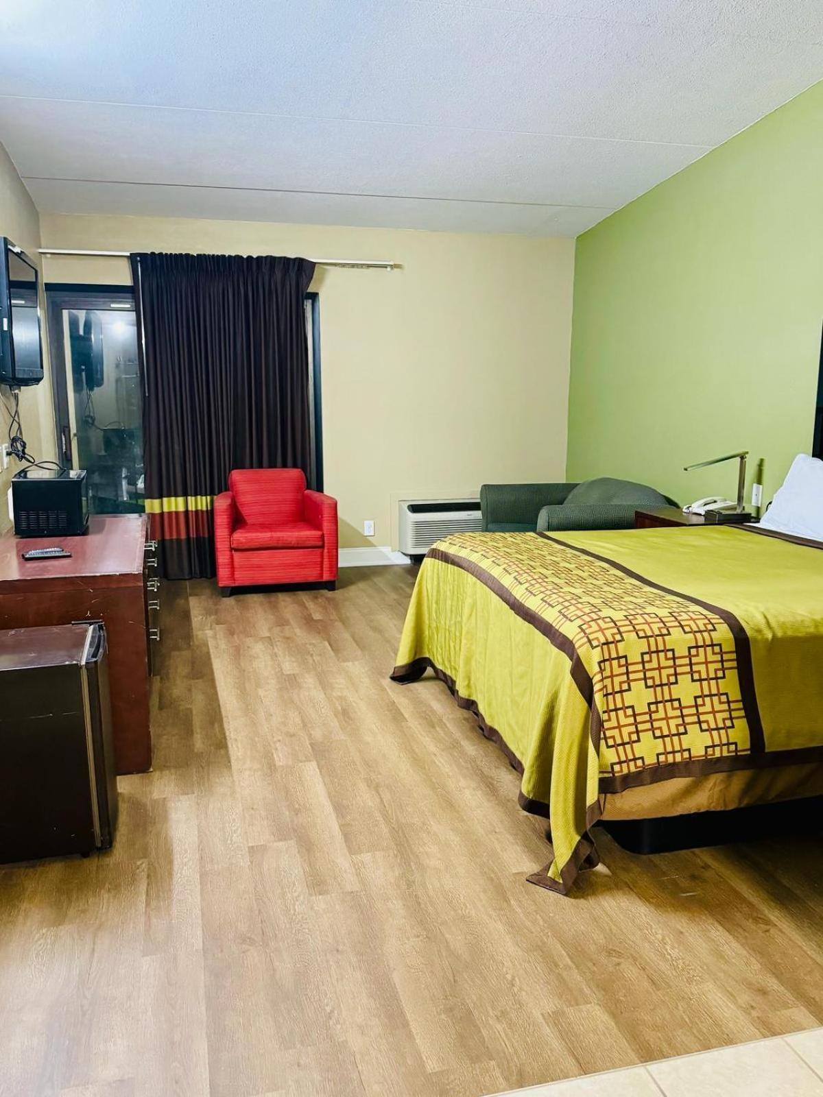 Super 8 By Wyndham Rocky Mount I-95 Exit 145 Hotel Battleboro Buitenkant foto